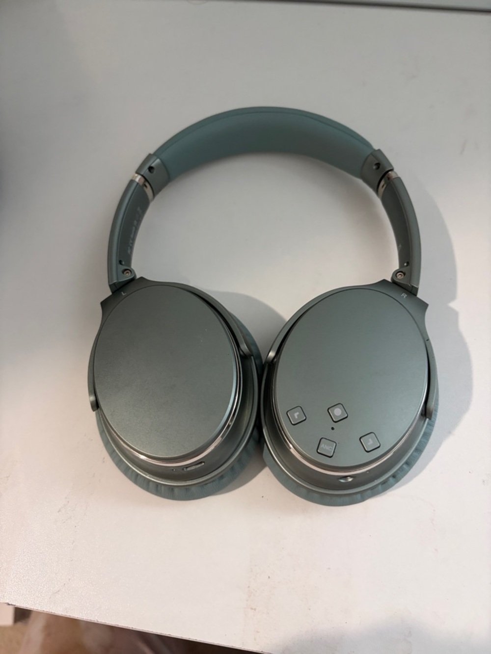 Wireless Over-Ear Headphones in Teal Blue - Comfortable ANC Headset